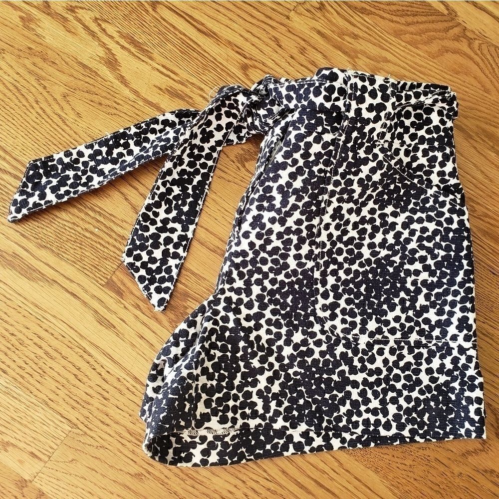 LOFT Splotches Shorts  - Picture 7 of 7